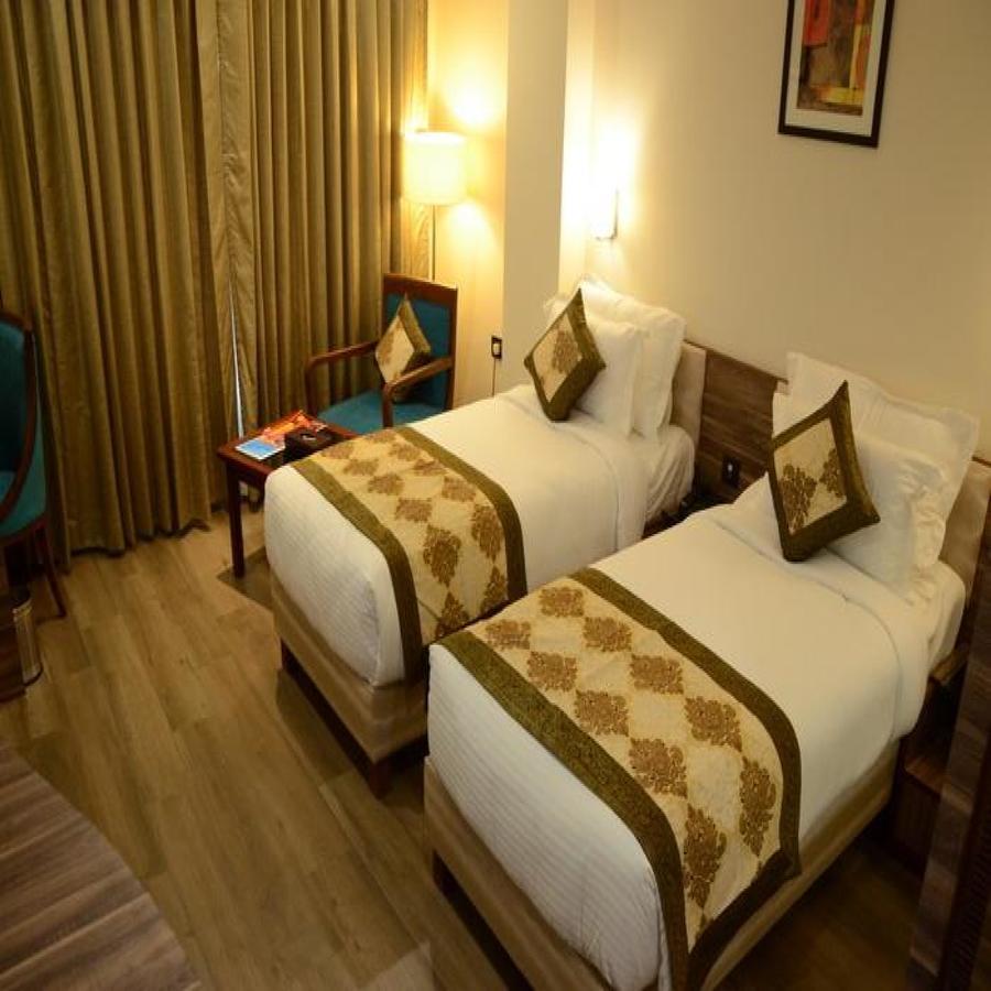 Clarks Inn, 3*