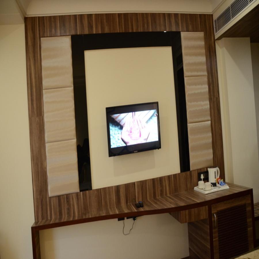 Clarks Inn, Jaipur