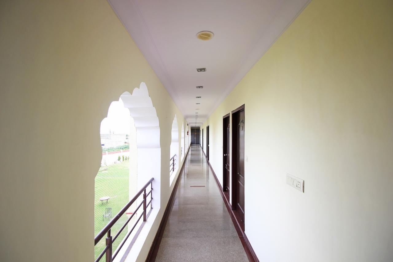 Hotel Roshan Haveli 3*