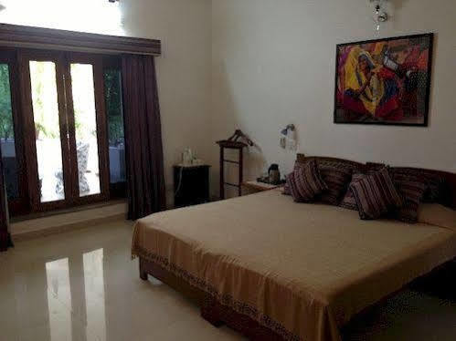 Giri By Vista * Jaipur