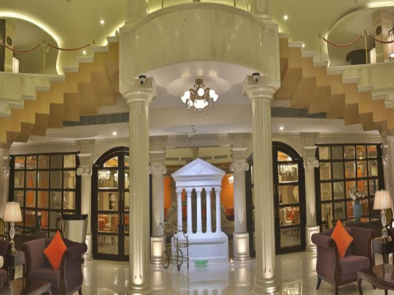 Shakun And Hotel