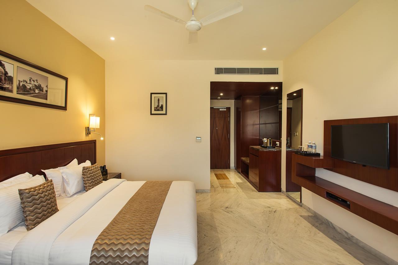 Kk Royal & Convention Centre Hotel