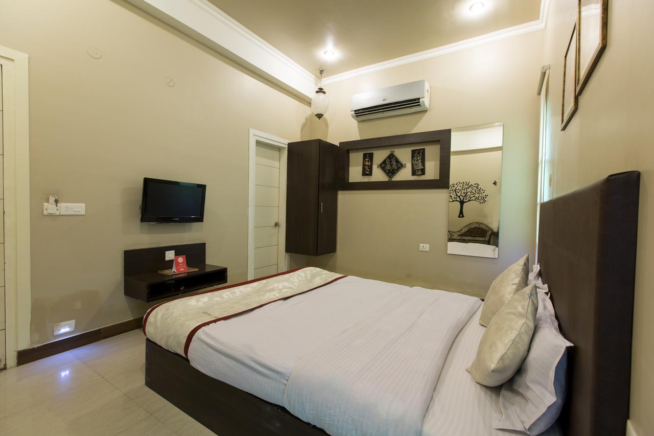 Dev Villas Hotel
