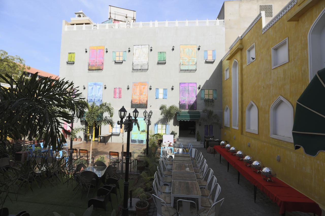 Dev Villas Hotel