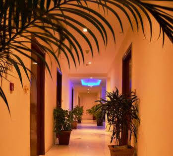 The Jal Mahal 4* Jaipur