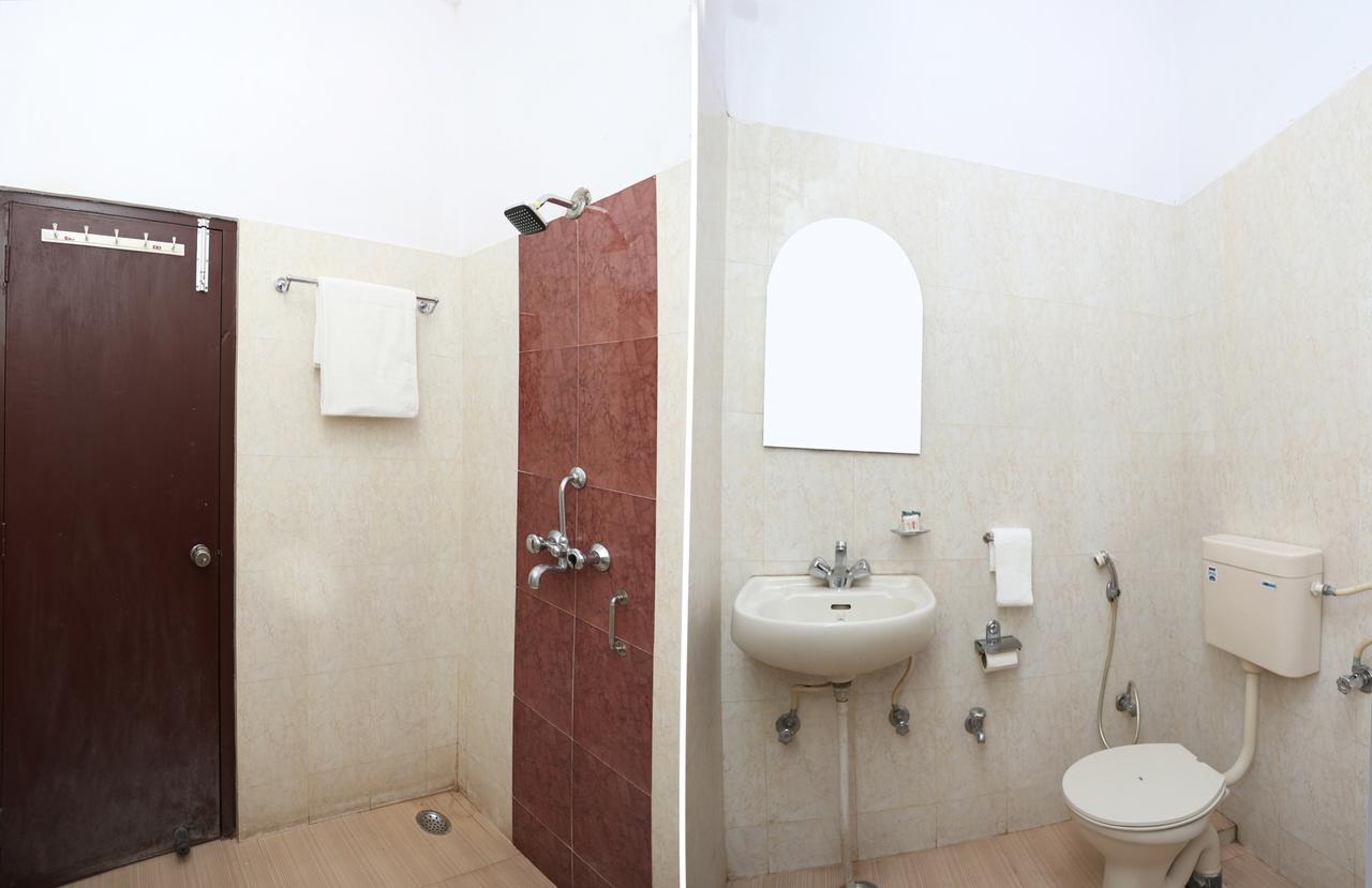 Hotel Oyo 9955 Swaruchi Palace