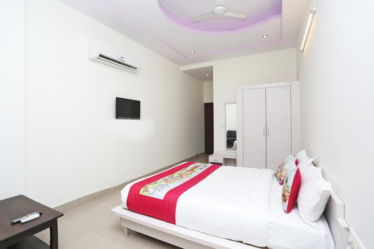 Hotel Oyo 9955 Swaruchi Palace Jaipur