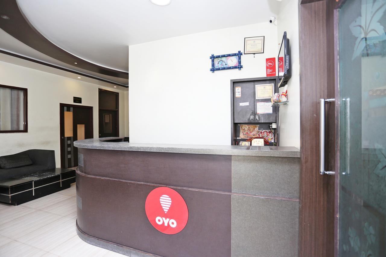 Oyo 9955 Swaruchi Palace Hotel 3*