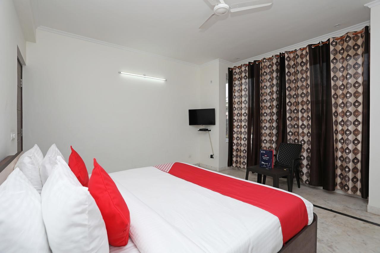 Oyo 10864 Fernweh Hotel