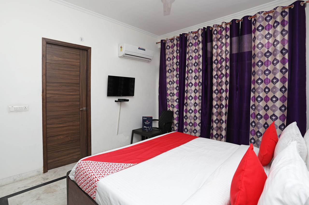 Oyo 10864 Fernweh 3* Jaipur