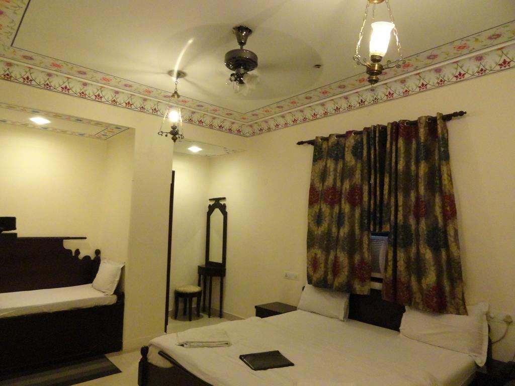 Hotel Maangta 102 @
