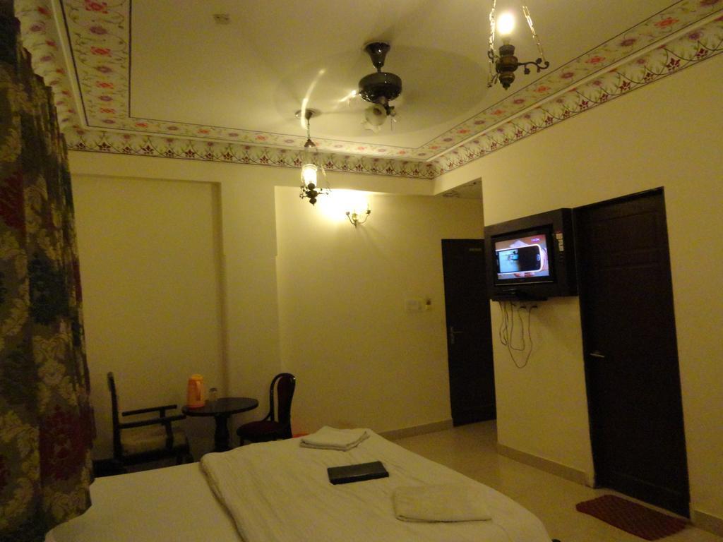 Hotel Maangta 102 @ 2*