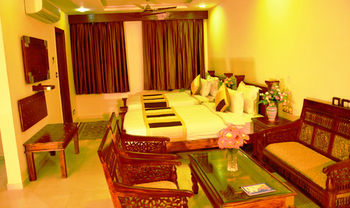 Lilypool - The Heritage Jalmahal * Jaipur