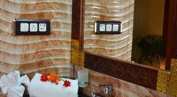 Hotel Lilypool - The Heritage Jalmahal Jaipur