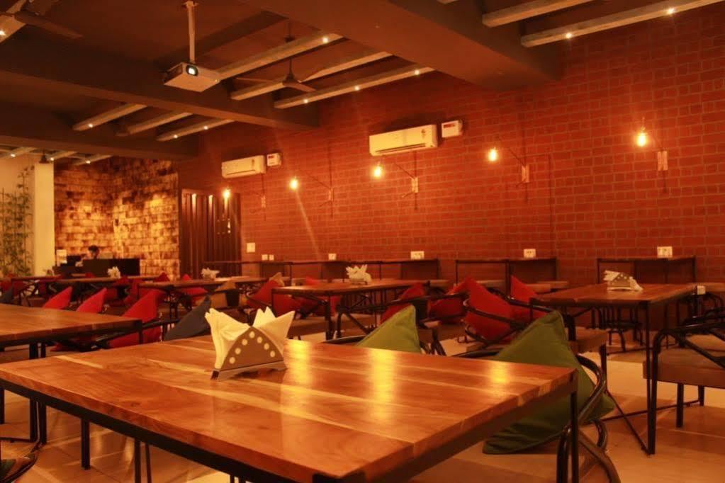 Oyo 4646 Hari Hotel Jaipur