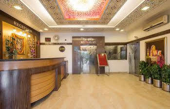 Hotel Oyo Premium Gopalpura Bypass 3*