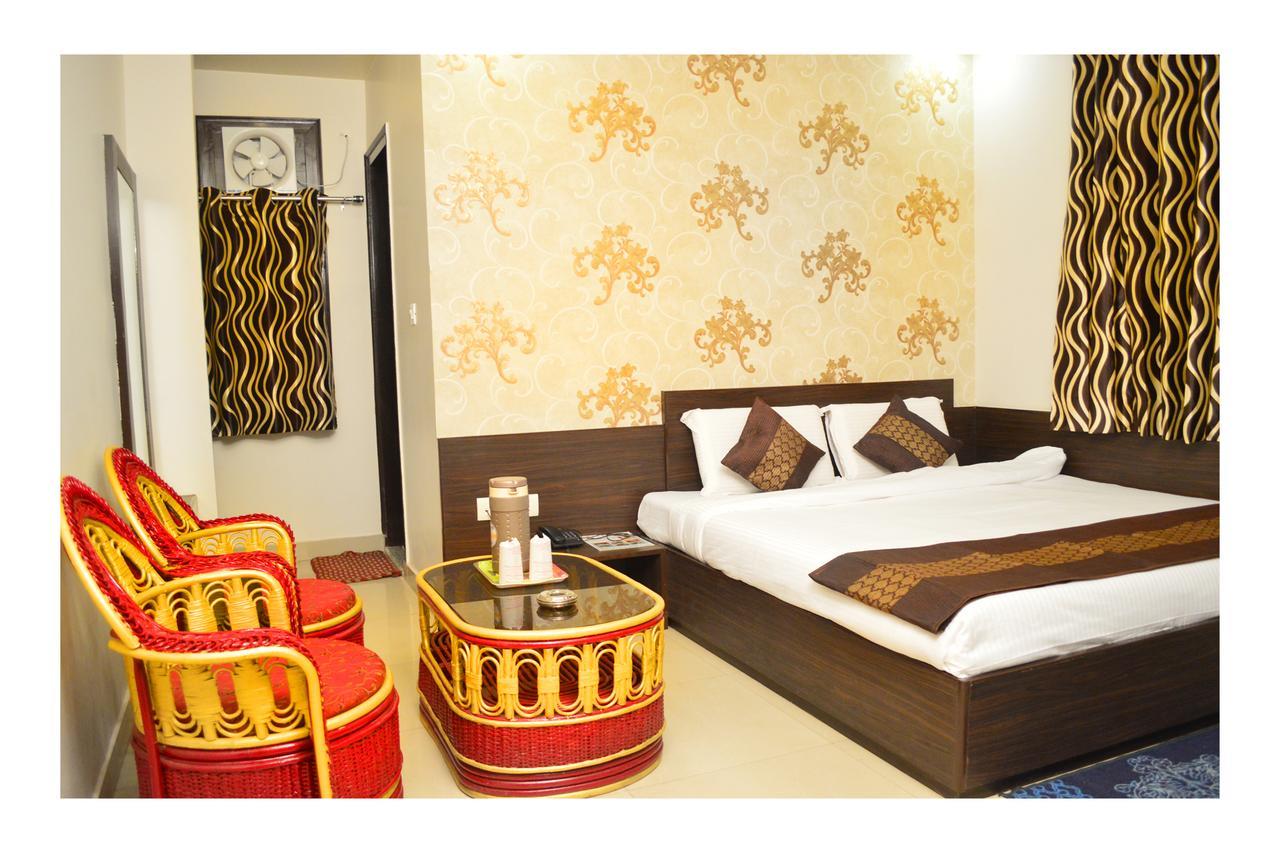 Abhinandan Hotel
