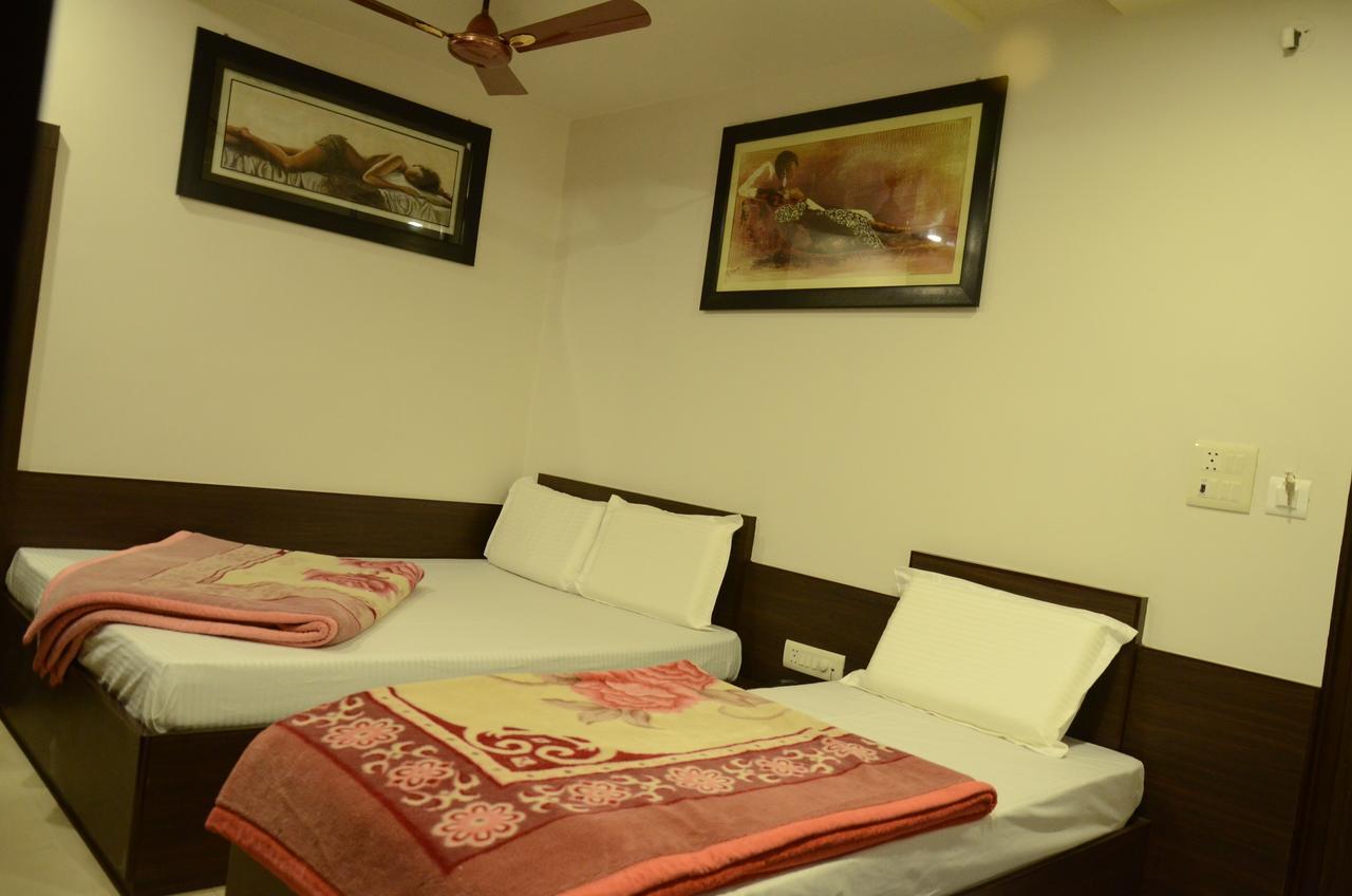 Hotel Abhinandan