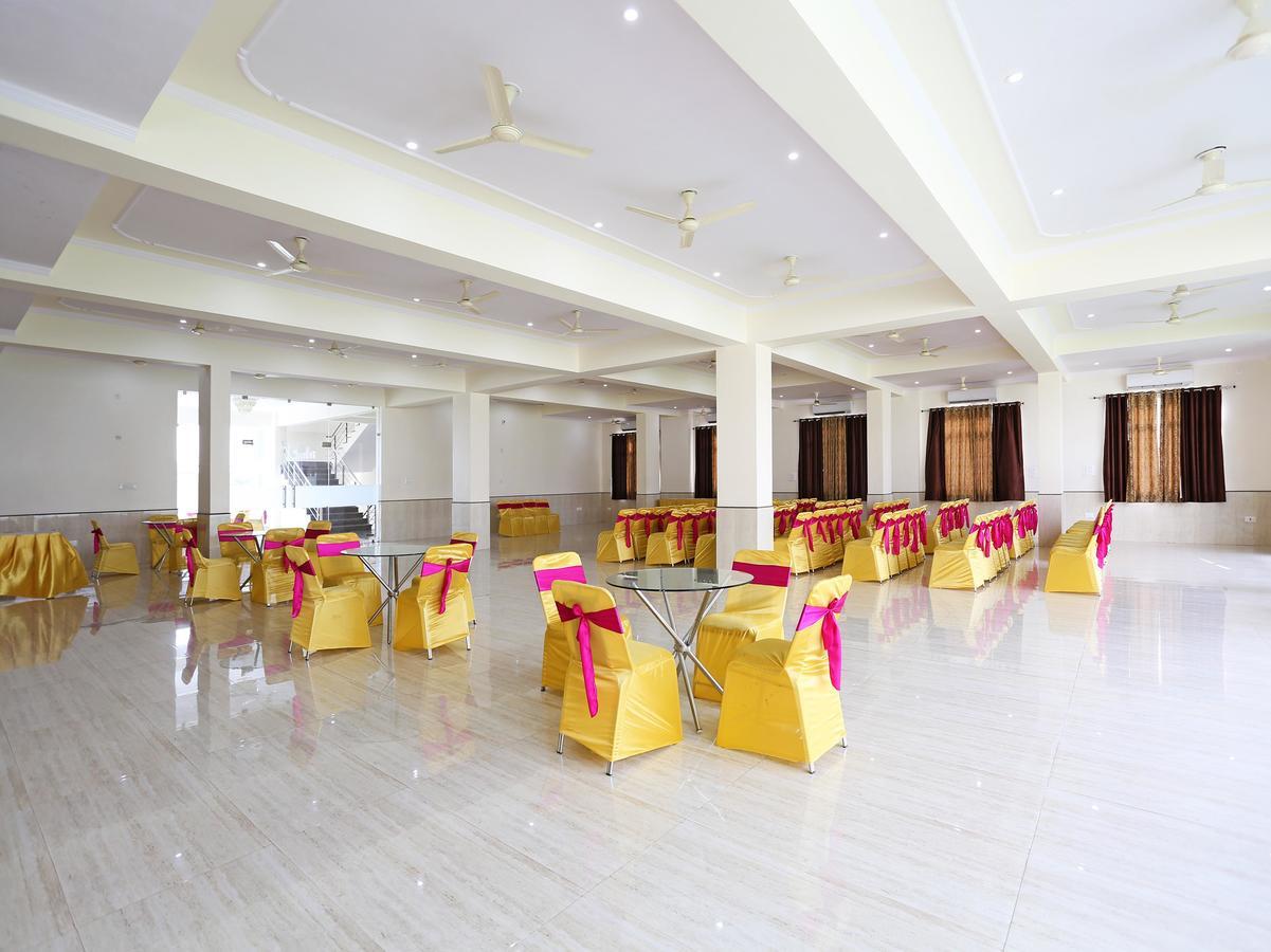 Oyo 8425 Shiv Palace 3* Jaipur