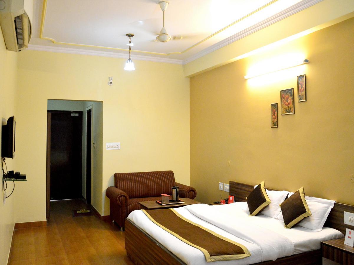 Hotel Oyo 6012 Rockwell