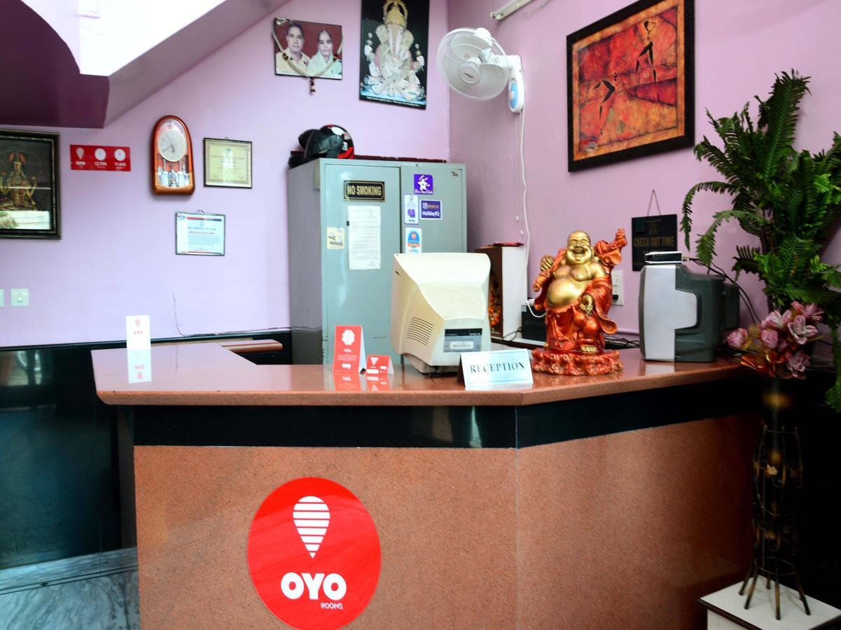 Oyo 6179 Hotel Aarjee Crescent 2* Jaipur