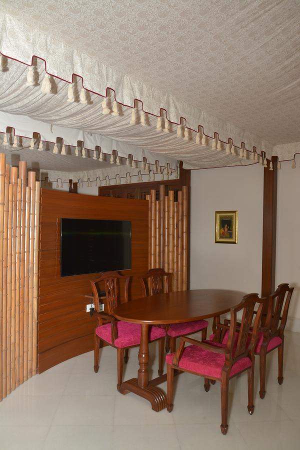 Hotel Indana