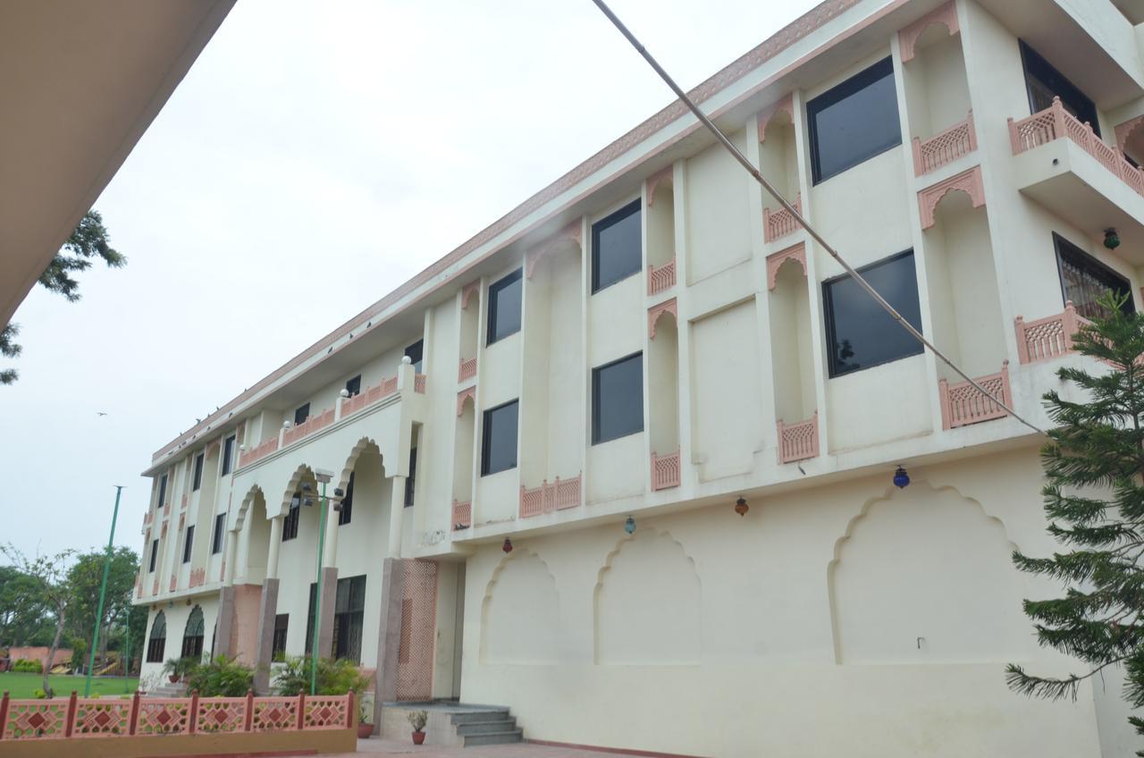 Apano Rajasthan & 3* Jaipur