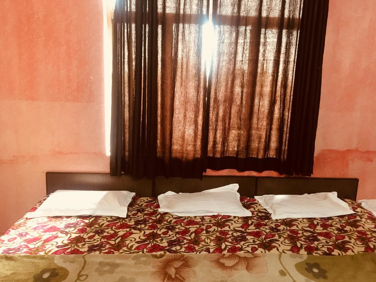 Chitra Palace Hotel