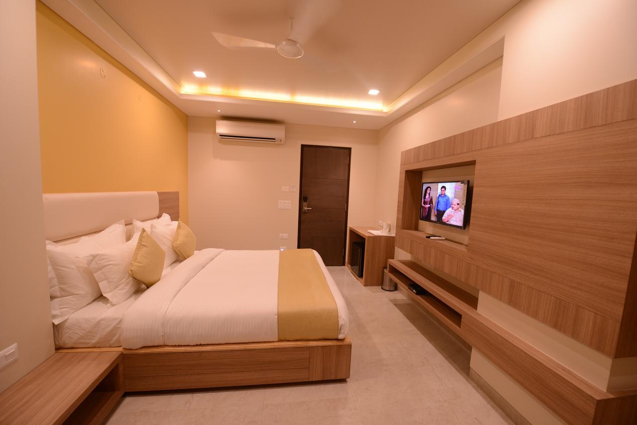 Silver Pride Hotel 3*