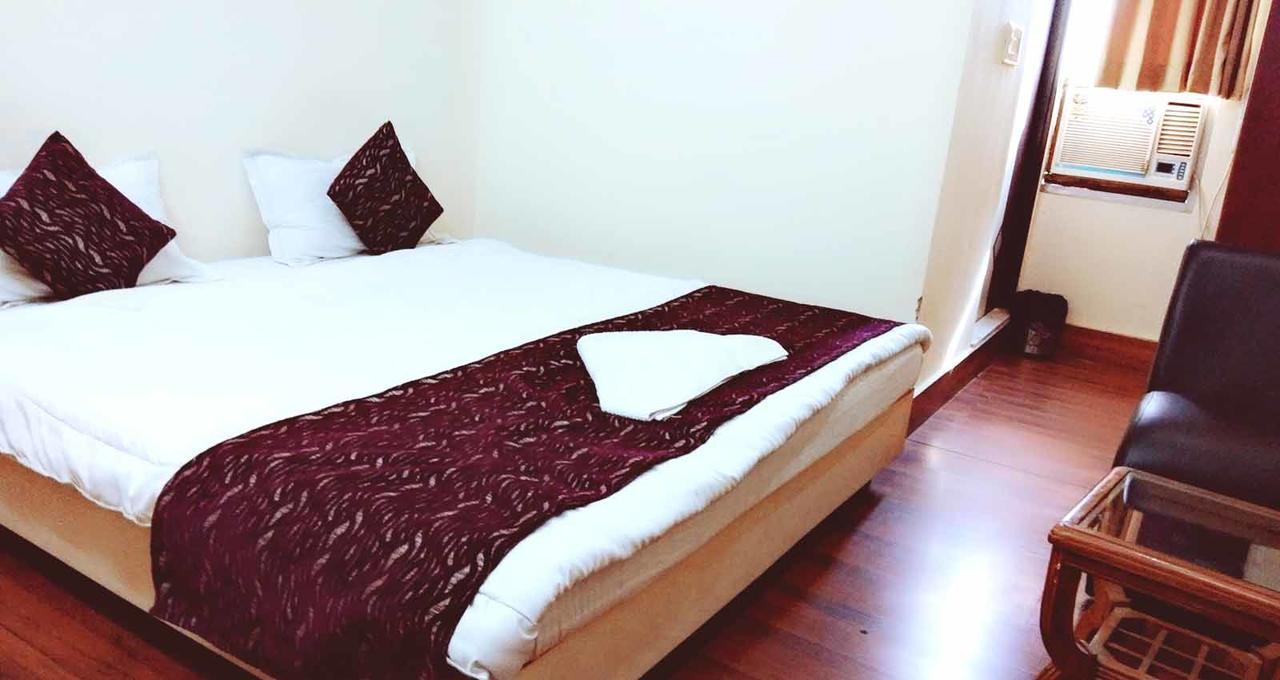 Hotel Ishwar 2*