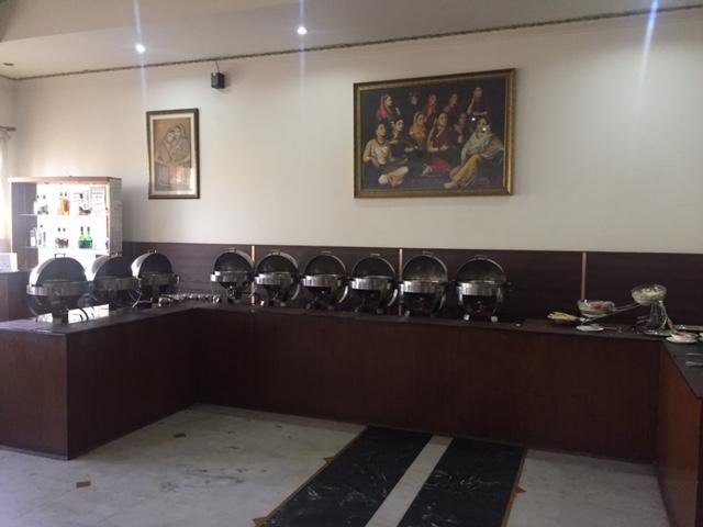 Glitz Hotel 3*