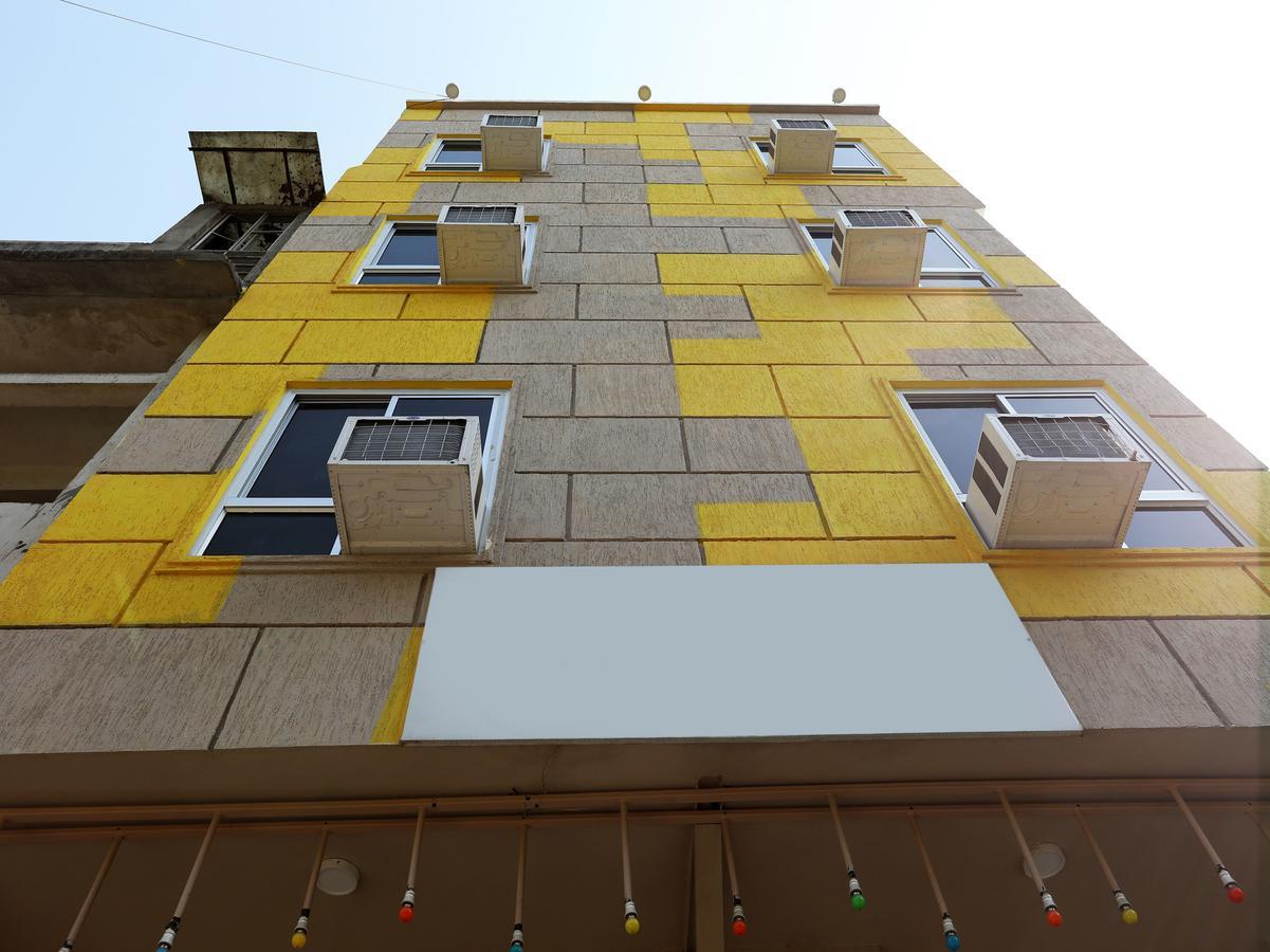 Oyo 10228 Chandramouli Jaipur