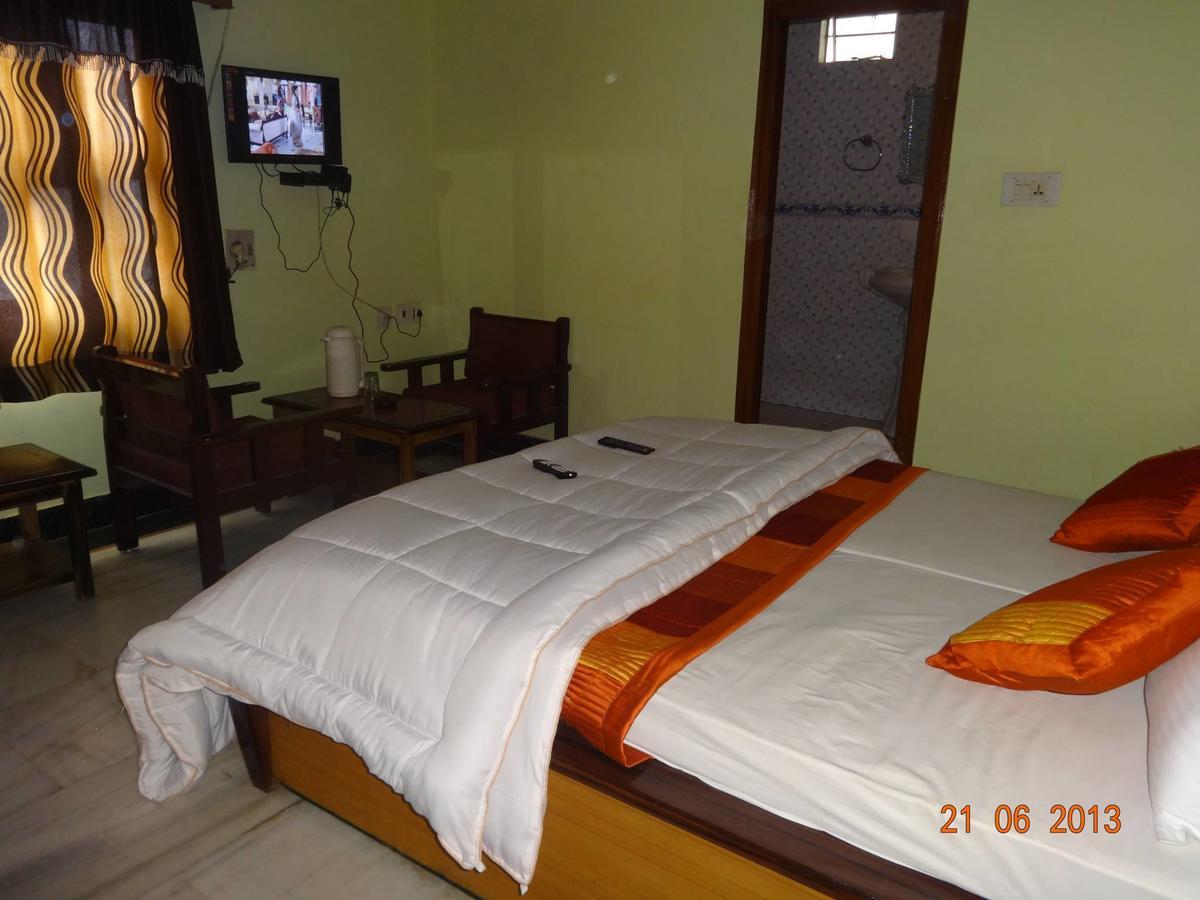 Hotel New Center Point Jaipur