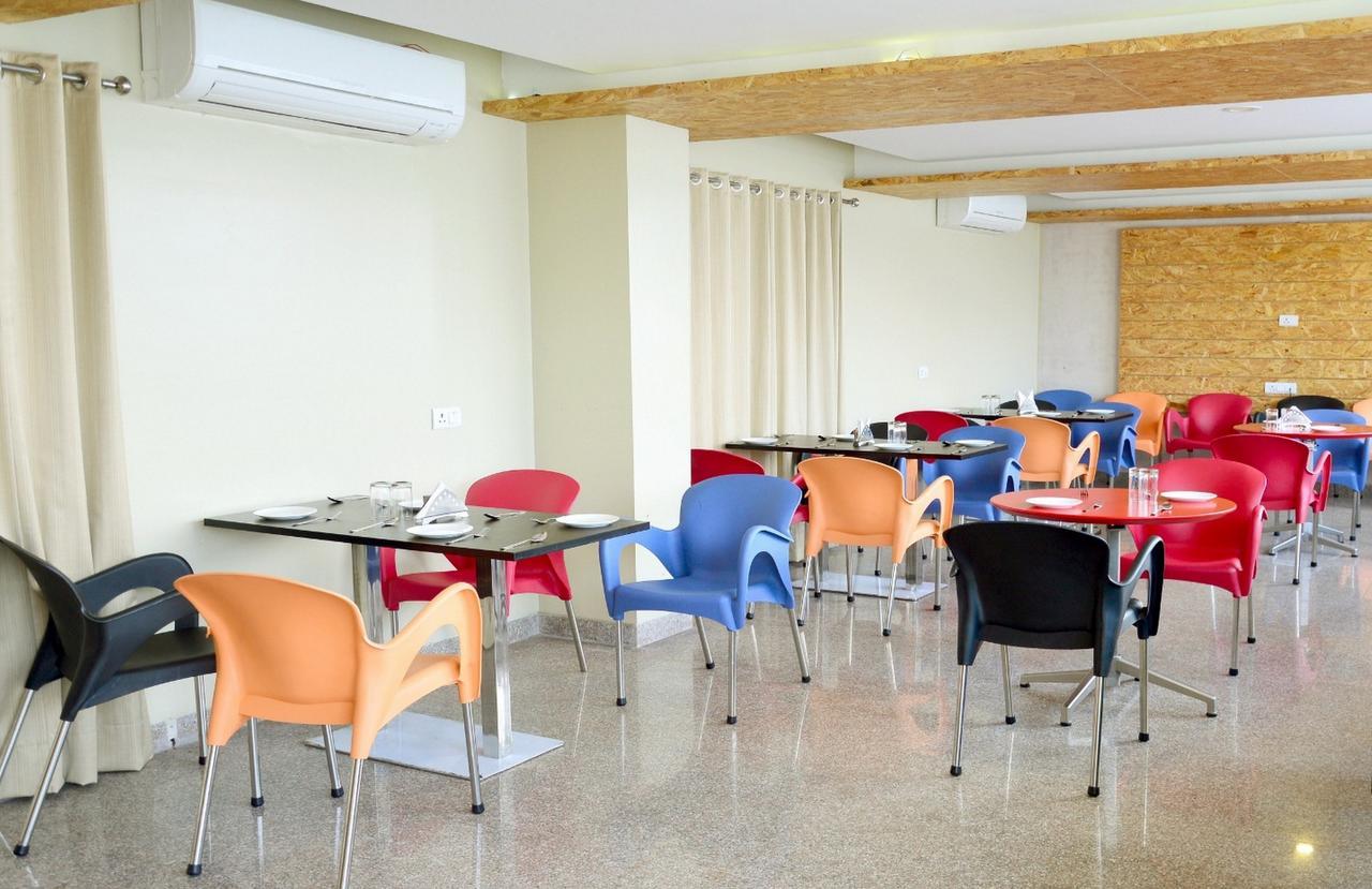 Hotel Neelam Paradise