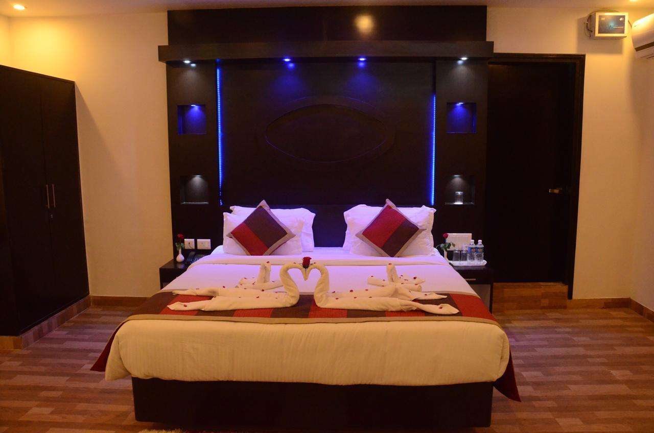 Om Palace Ajmer Road Jaipur