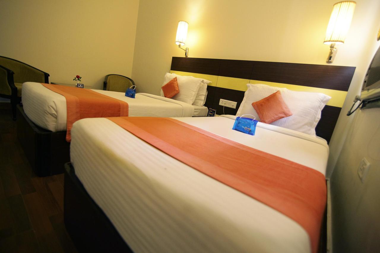 Hotel Oyo 1746 Rnb Select 2*