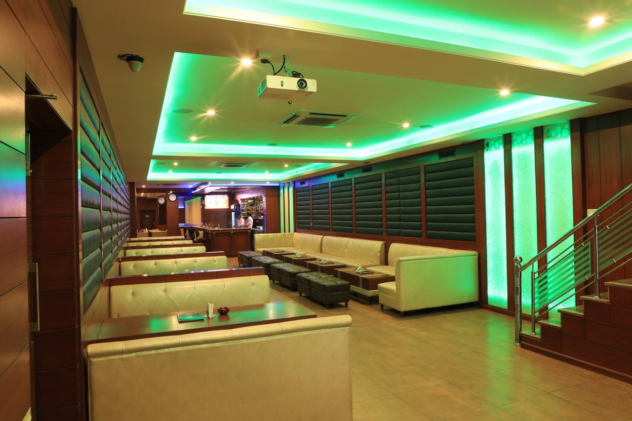 Raj Plaza 3*