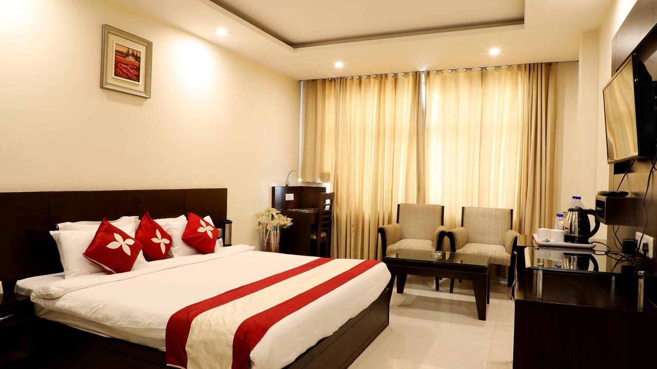 Raj Plaza Hotel Jaipur