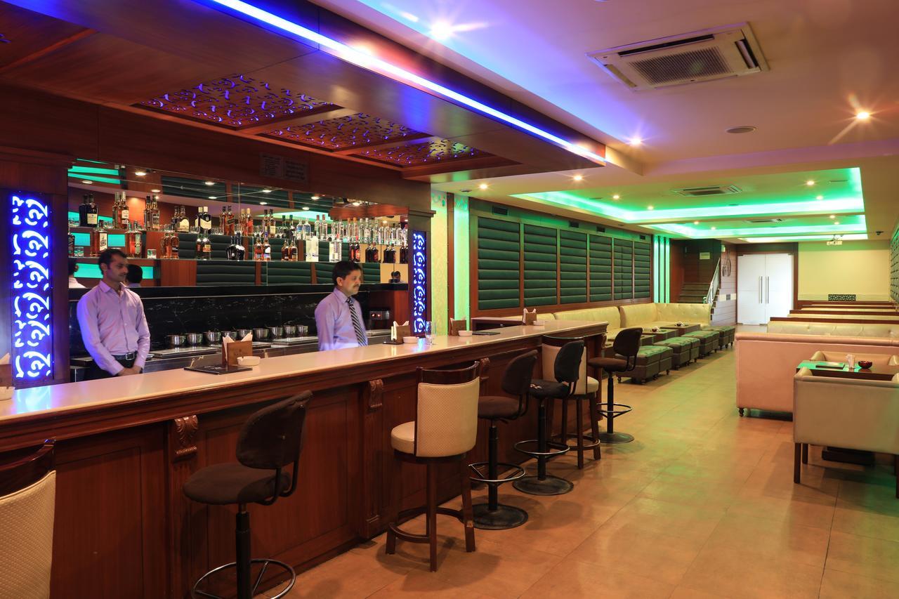 Raj Plaza Hotel