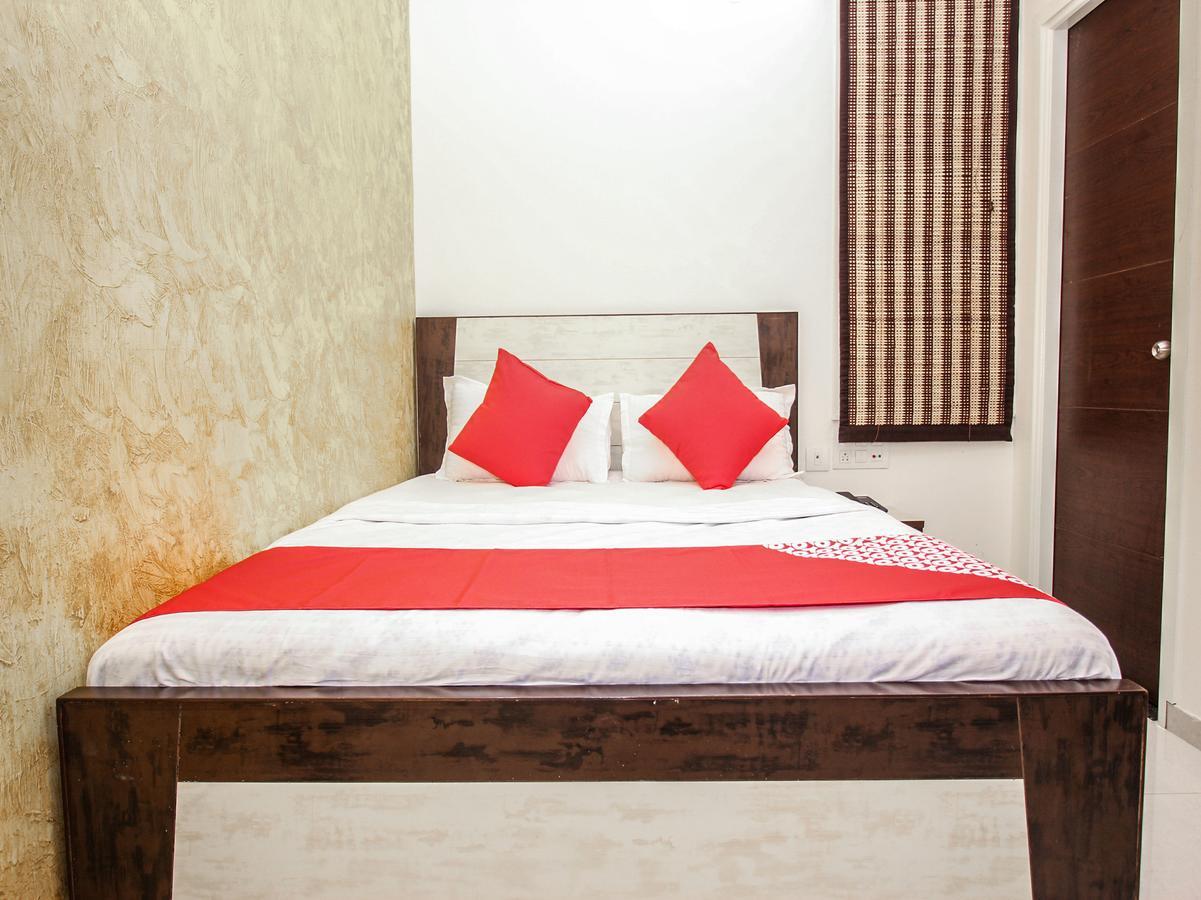 Oyo 14891 Madhav Hotel Jaipur
