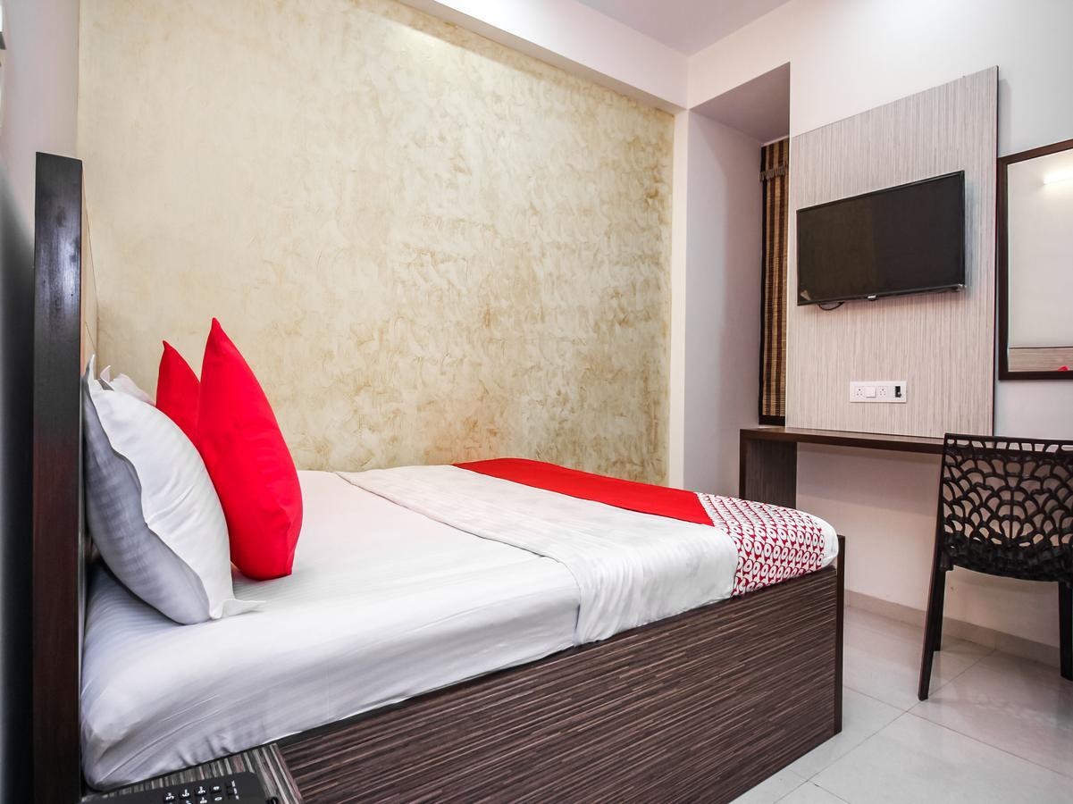 Oyo 14891 Madhav Hotel 2*