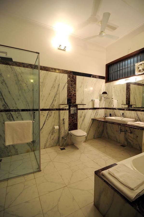 Hotel Gitanjali By Expand 3*