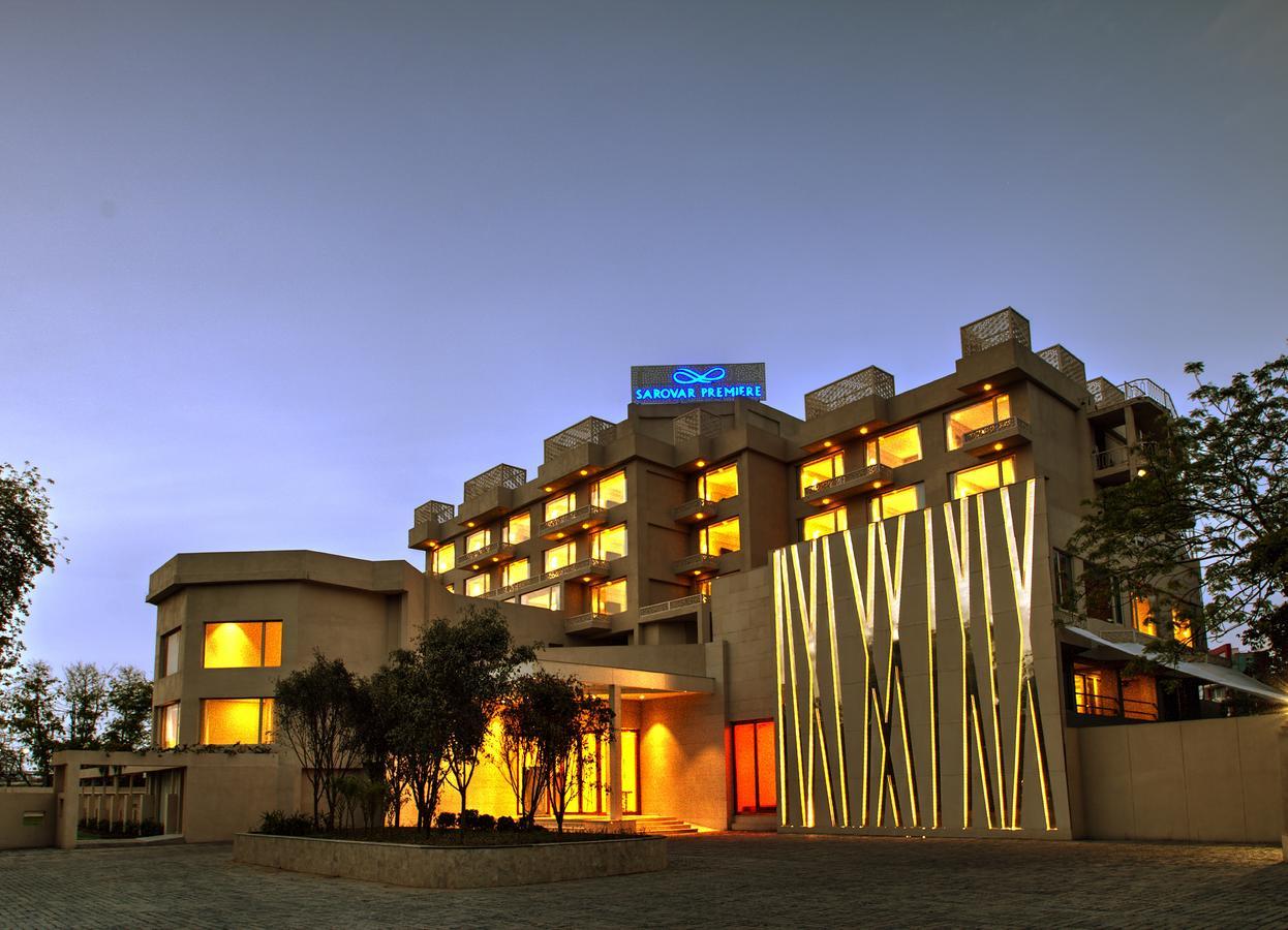 Hotel Sarovar Premiere