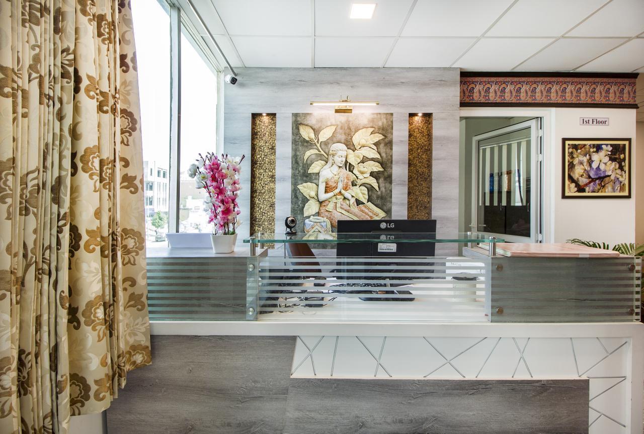 Fabhotel Luxurs Gopalpura