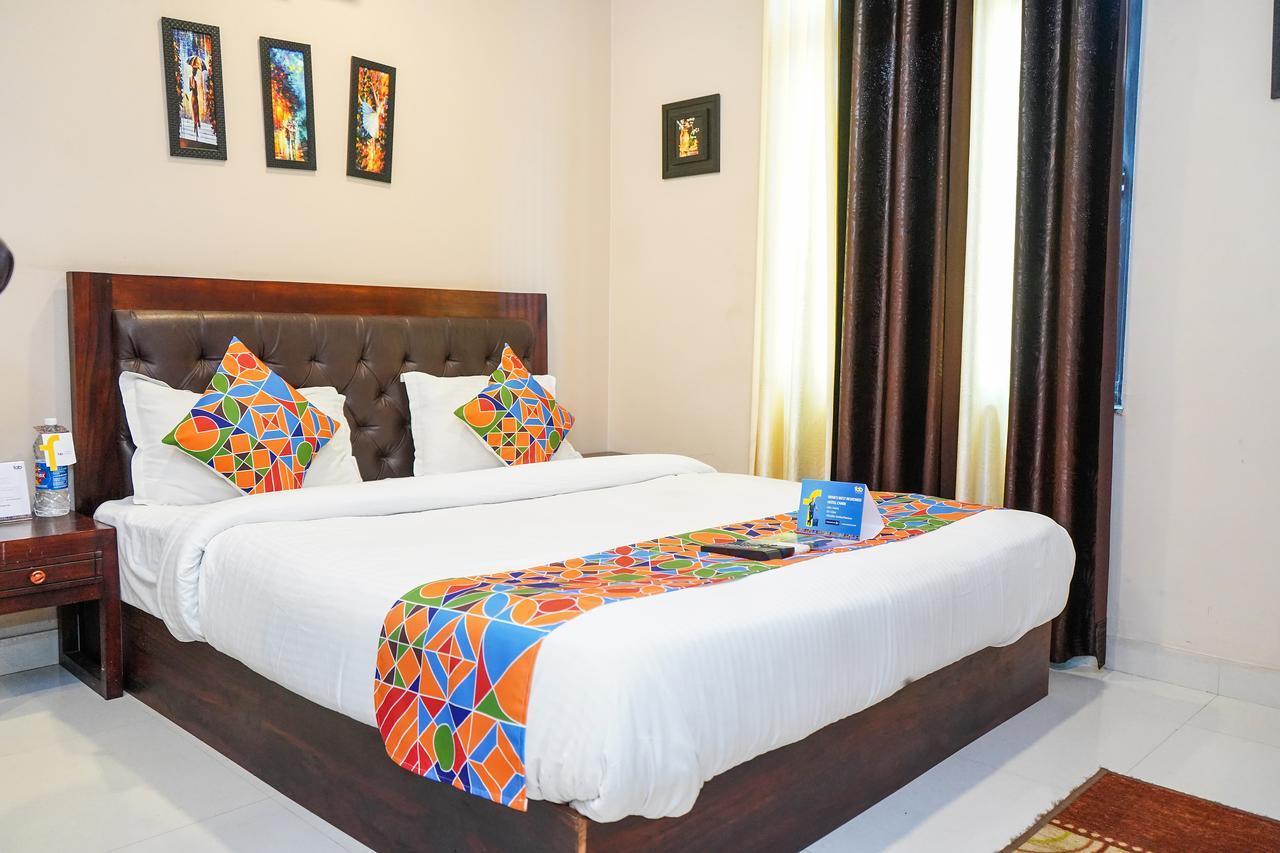 Hotel Fabexpress Travelers 3*