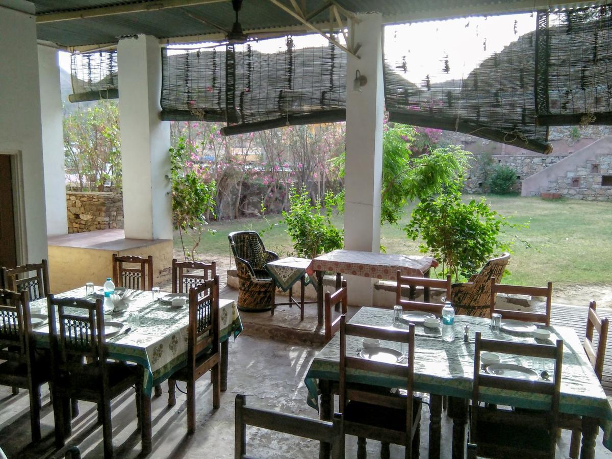 Adhbhut Hotel Jaipur