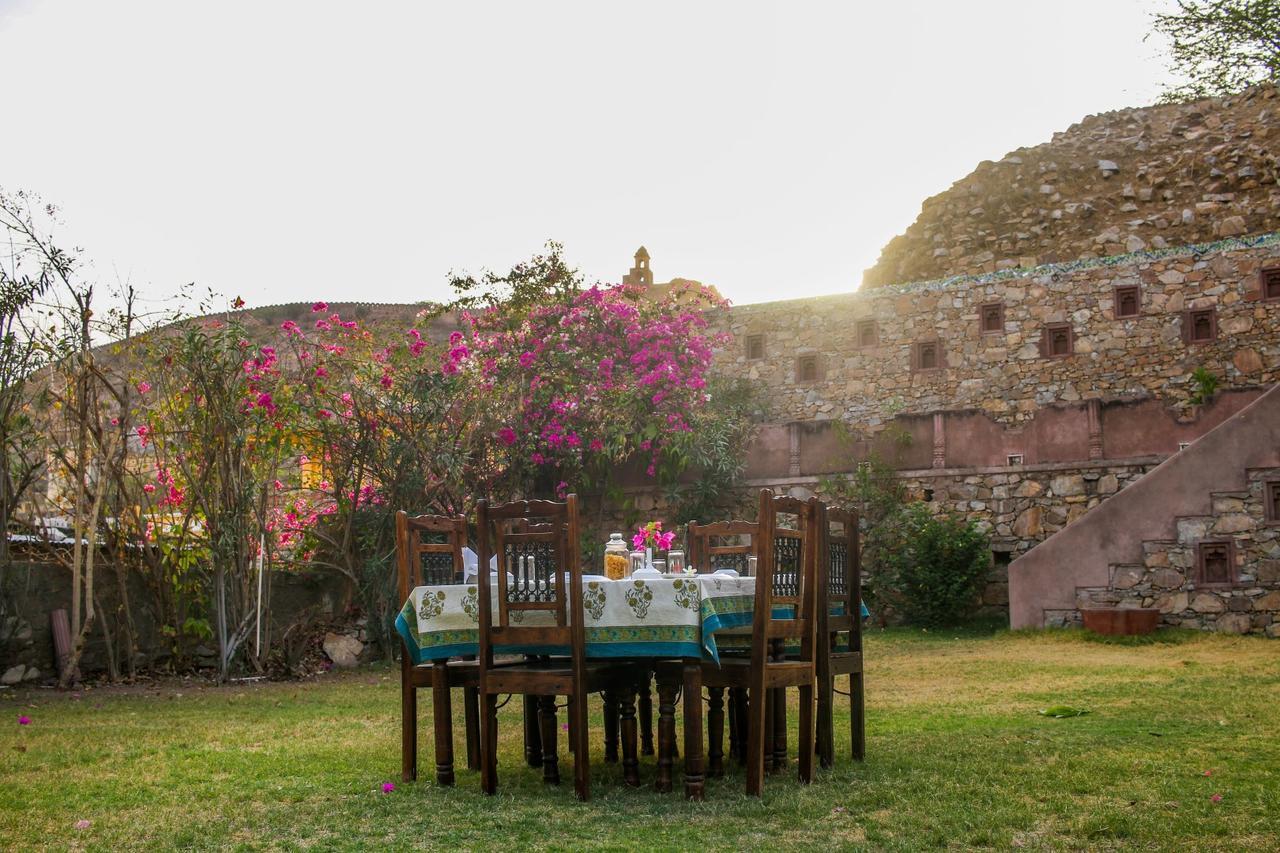Adhbhut Hotel Jaipur