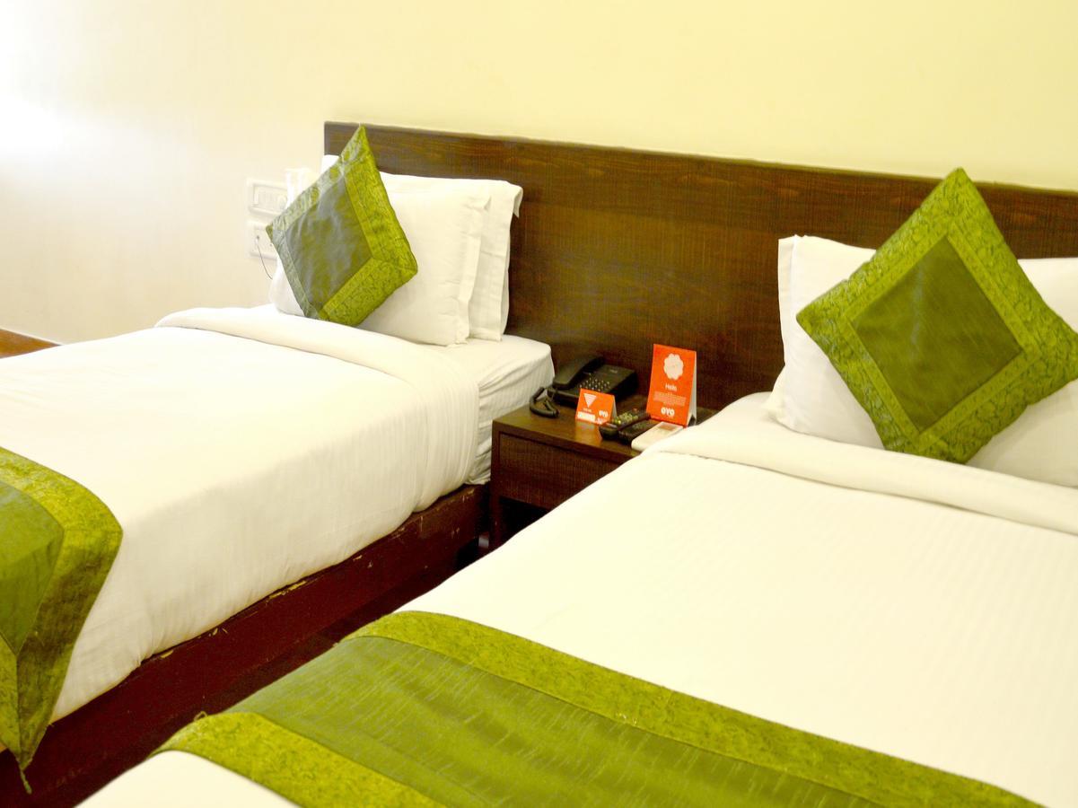 Oyo 6894 White Lily 3* Jaipur