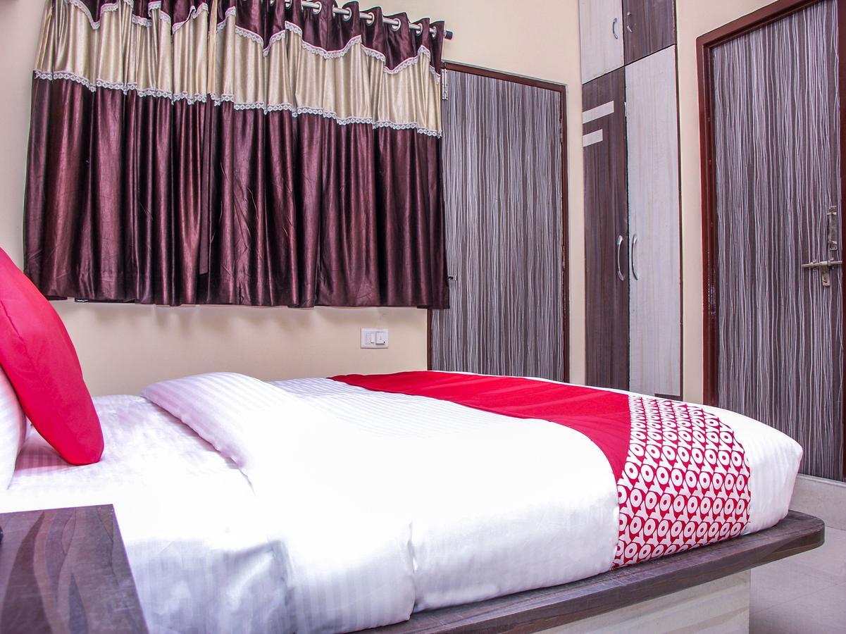 Hotel Oyo 14864 Satyam 2*