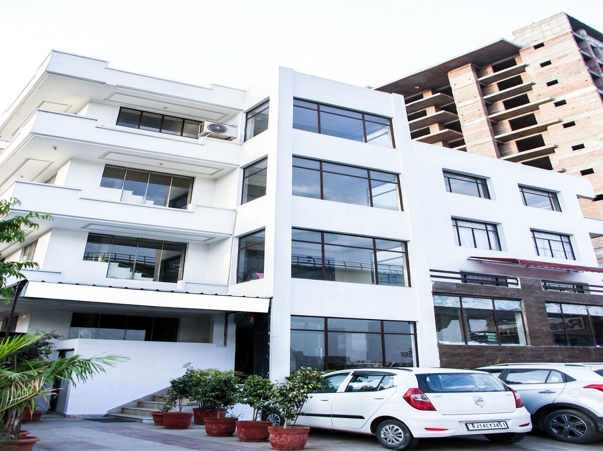 Oyo 14864 Satyam